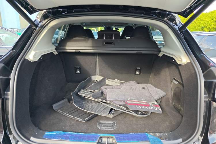 Used Lynk & Co 01 2021 2.0TD Two-Wheel-Drive Pro Trim
