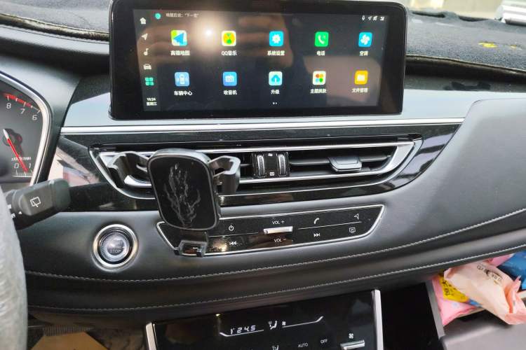 Used Changan CS75 2022 Blue Whale Edition 1.5T DCT Luxury Model
