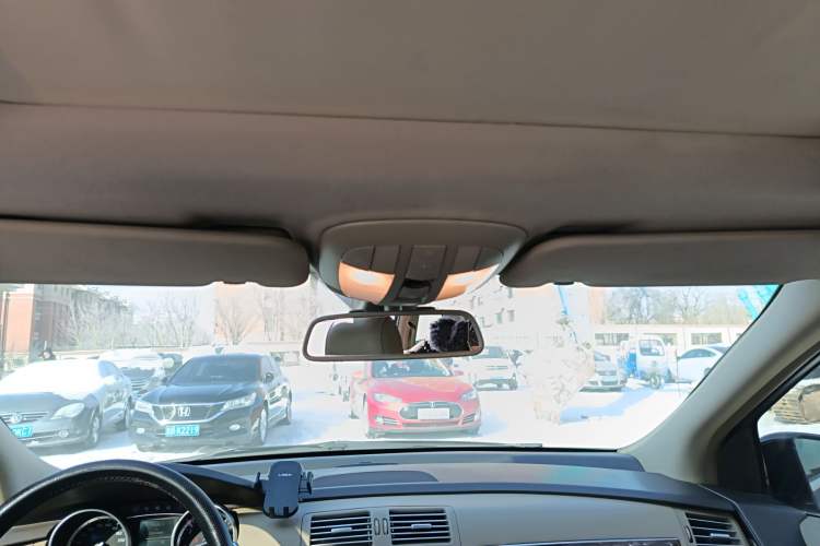 Used Mercedes-Benz R-Class 2010 R 350 L 4MATIC