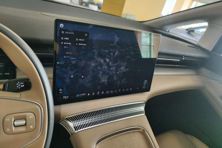 Used XPeng X9 2025 740 Ultra-Long Range Max
