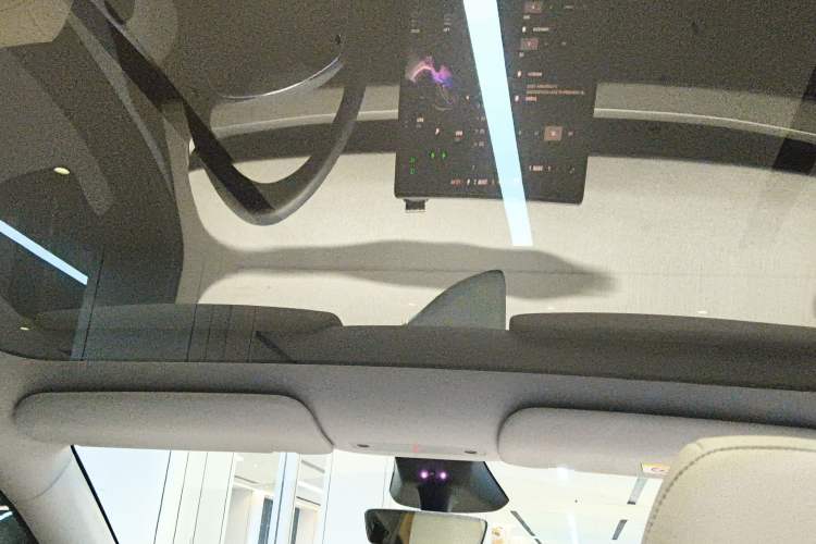 Used Tesla Model Y 2025 Long-Range All-Wheel Drive First Edition