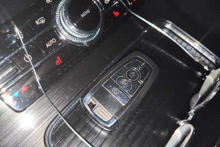 Used Lincoln Nautilus 2021 2.0T Four-Wheel Drive Luxury Edition Vehicle Key