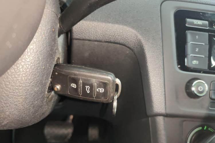 Used Skoda Rapid Spaceback 2018 1.6L Automatic Standard Edition
