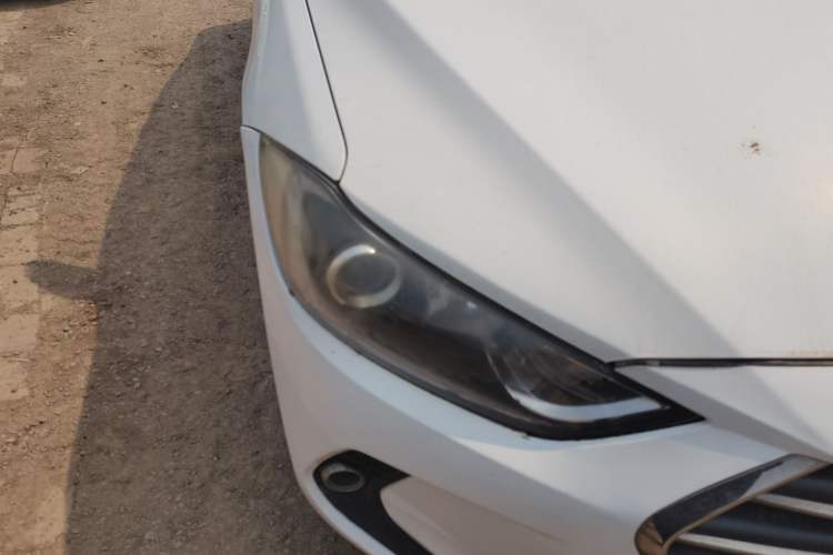 Used Hyundai Elantra (6th Generation / Lingdong) 2016 1.6L Automatic ZhiXuan – Elite Version Right Front Headlight