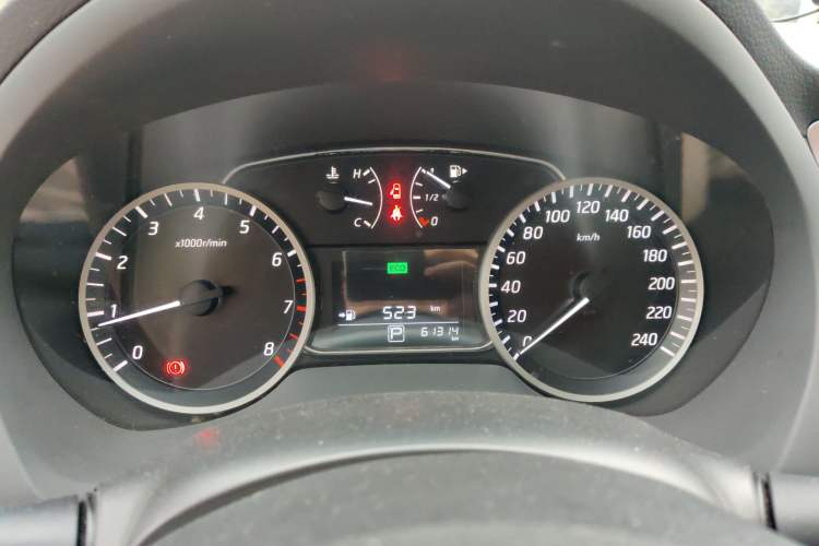Used Nissan Sylphy 2018 1.6XV CVT Deluxe Edition Instrument Cluster