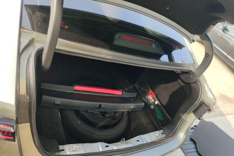 Used Chery Arrizo 8 2022 1.6T DCT Ya Trunk