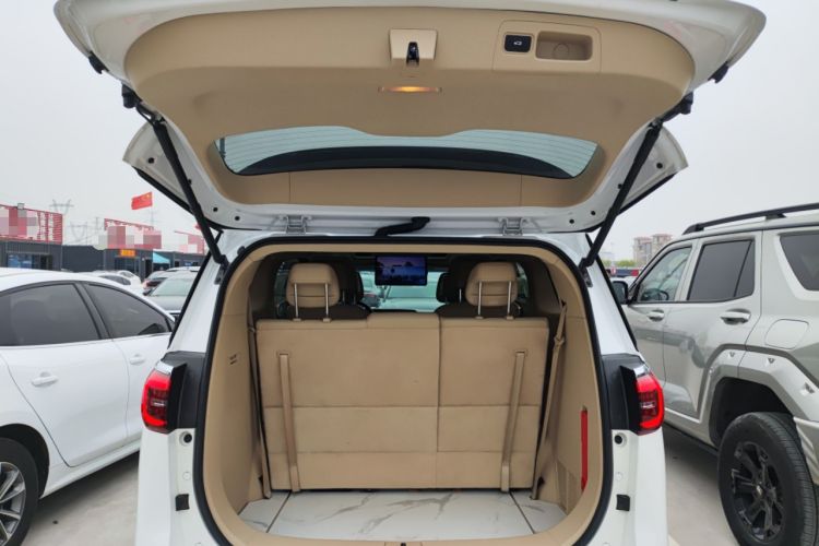 Used Buick GL8 2023 ES Lu Zun Deluxe Model