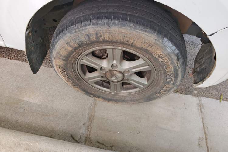 Used Great Wall Wingle 5 2017 2.2L Classic Version Two-Wheel Drive Big Double Cab 491QE Right Front Wheel Hub