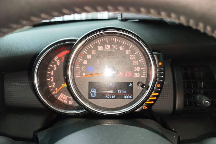 Used MINI MINI 2015 1.5T COOPER Fun Five-Door Edition
