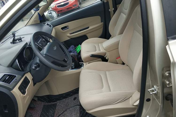Used Chery E3 2015 1.5L Manual Fashion Model