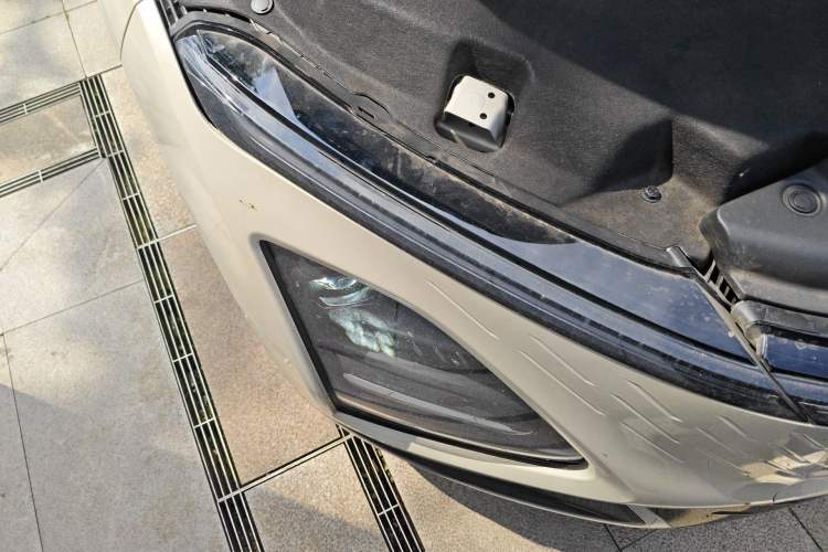 Used Wuling Xingguang 2023 150 Advanced Edition Right Front Headlight