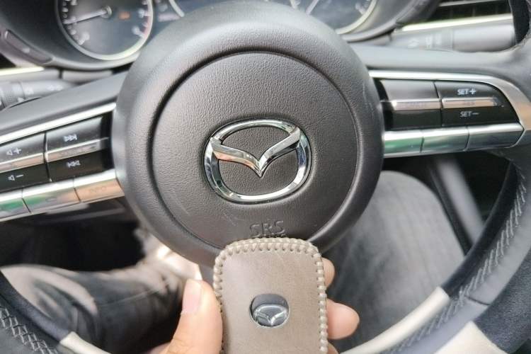 Used Mazda 3 Axela 2021 2.0L Automatic Zhi Rui Edition