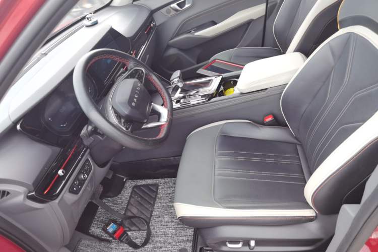 Used Baojun RC-6 2019 1.5T CVT 24-Hour Online Luxury Edition
