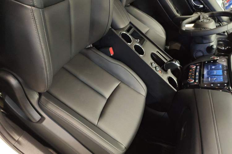 Used Nissan X-Trail 2023 Classic 2.0L Two-Wheel Drive Smart Connect & Comfort Edition Right Front Seat