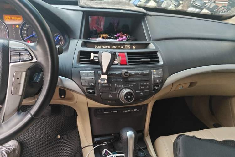 Used Honda Crosstour 2012 2.4L Prestige Edition