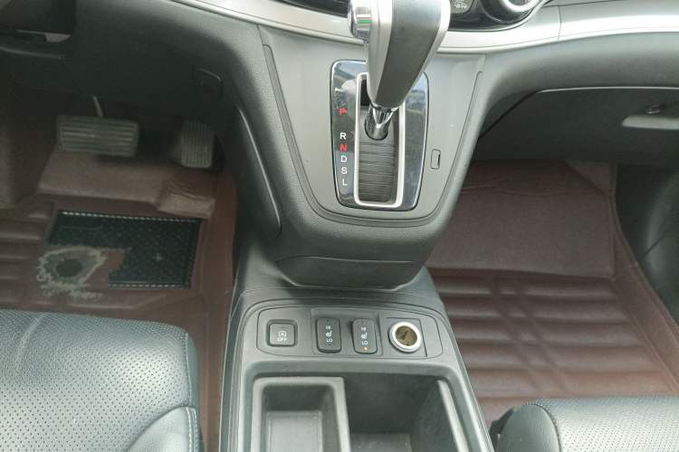 Used Honda CR-V 2015 2.4L two-wheel drive luxury version
