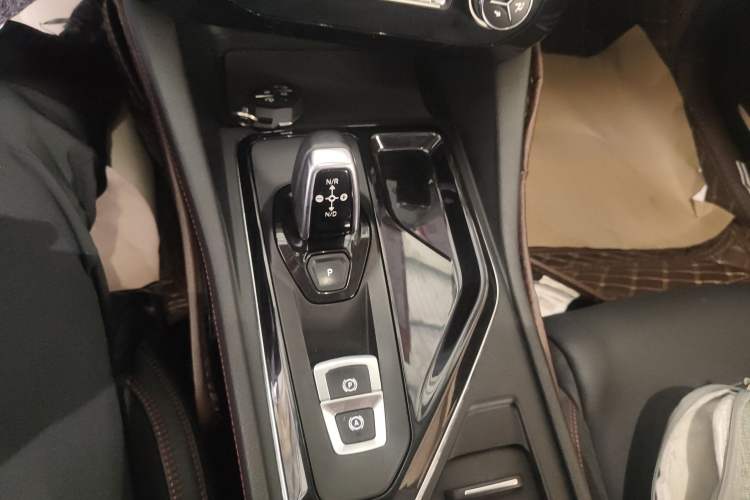 Used Lynk & Co 02 2018 1.5T DCT Two-Wheel Drive Sporty Version China V Standard
