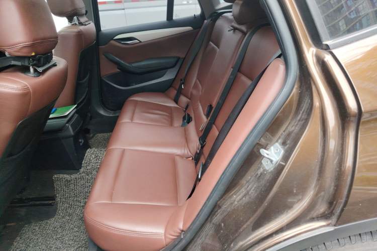 Used BMW X1 2013 sDrive18i Fashion Model
