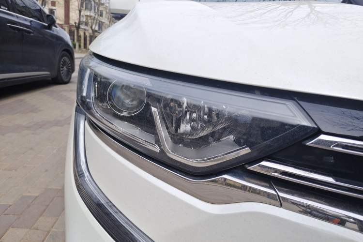 Used Renault Koleos 2017 2.0L Two-Wheel Drive Luxury Edition