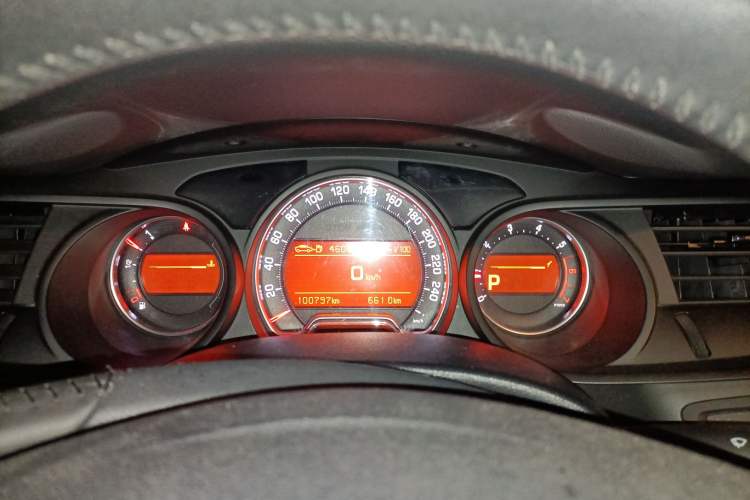 Used Citroen C5 2013 2.3L Automatic Zunyu Model