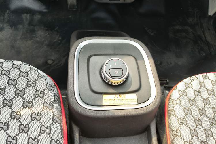 Used Foton Xiangling M New Energy 2023 M1 BYD Flatbed Cargo Box
