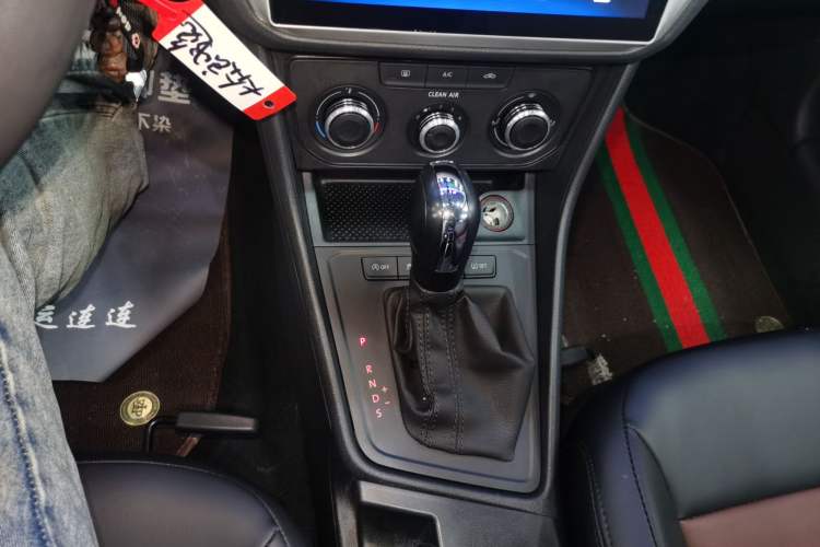 Used Volkswagen Lavida 2019 Lavida Start 1.5L Automatic Trendy Version China VI Standard
