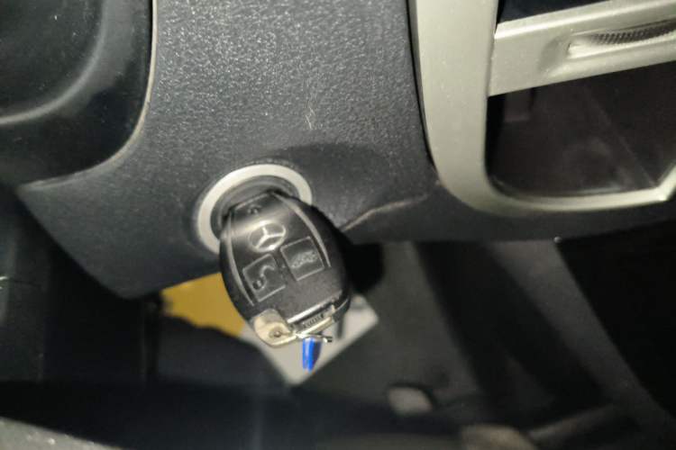 Used Mercedes-Benz Vito 2016 2.0T Elite Edition Vehicle Key