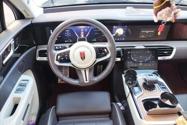 Used Hongqi E-HS9 2022 660 km Range Flagway Edition Six Seats
