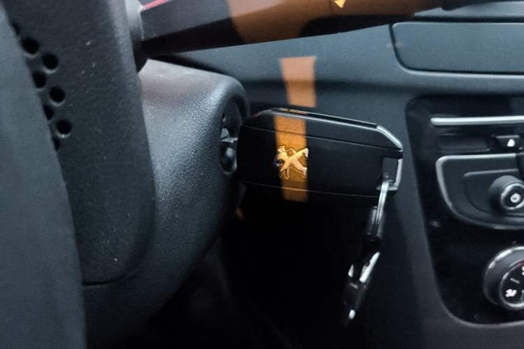 Used Peugeot 508 2012 2.0L Automatic Smart Enjoyment Version
