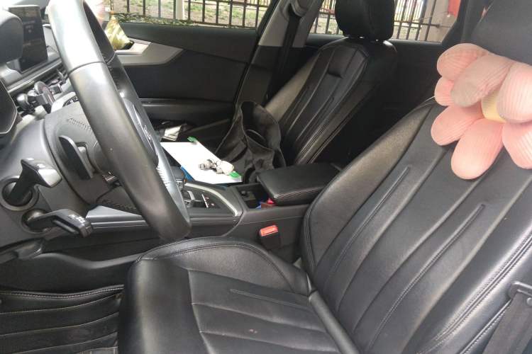 Used Audi A4L 2018 30th Anniversary Edition 40 TFSI Trendy Model Left Front Seat