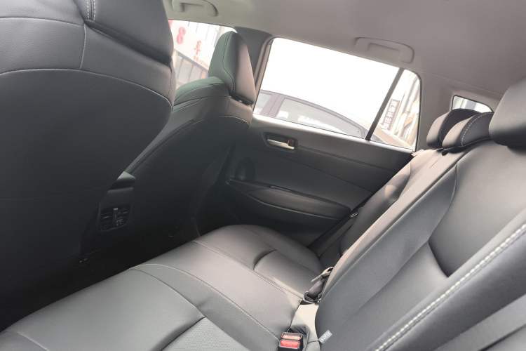 Used Toyota FRONTLANDER 2022 2.0L CVT Luxury Edition