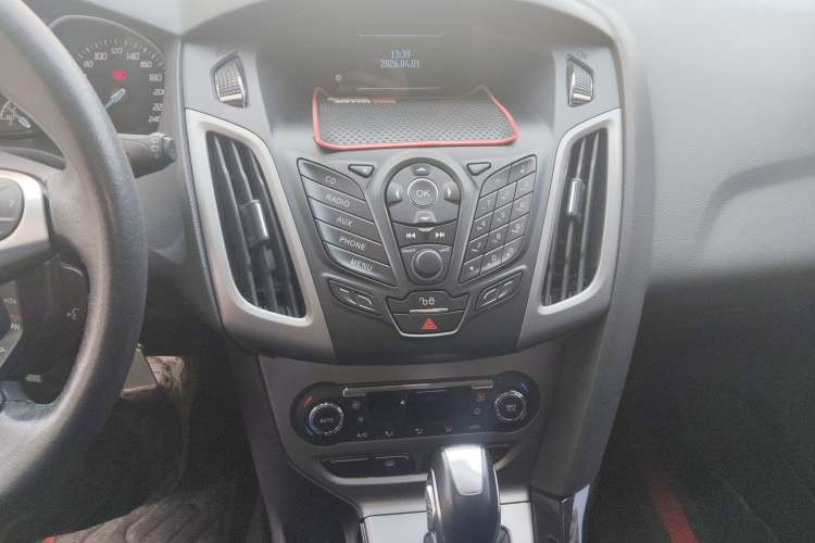 Used Ford Focus 2012 Hatchback 1.6L Automatic Fashion Edition