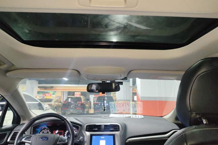 Used Ford Mondeo 2020 EcoBoost 180 Stylish Model Headliner