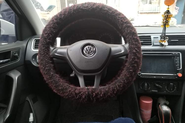 Used Volkswagen Santana 2015 Haval H6 1.6L Automatic Luxury Model Steering Wheel