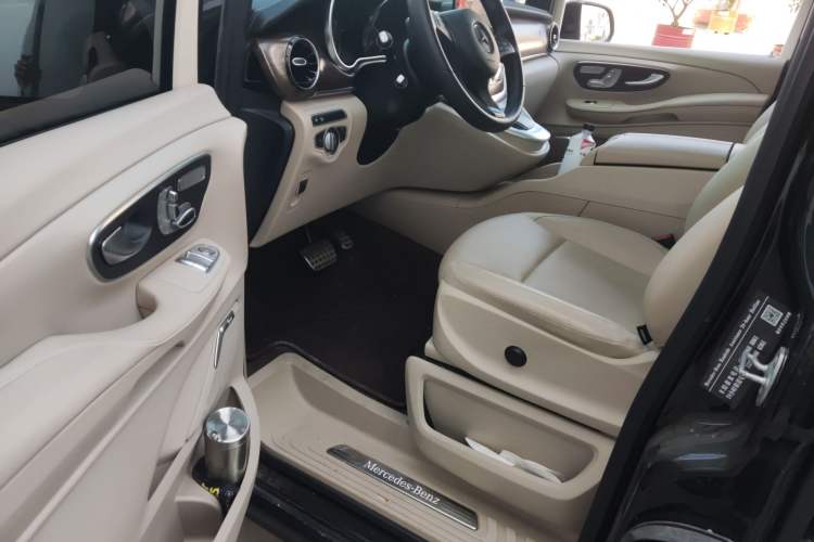 Used Mercedes-Benz V-Class 2021 V 260 L Long Wheelbase Prestige Edition
