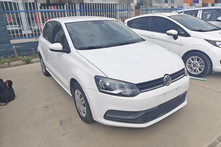 Used Volkswagen Polo 2016 1.4L Manual Fashion Model Exterior 1