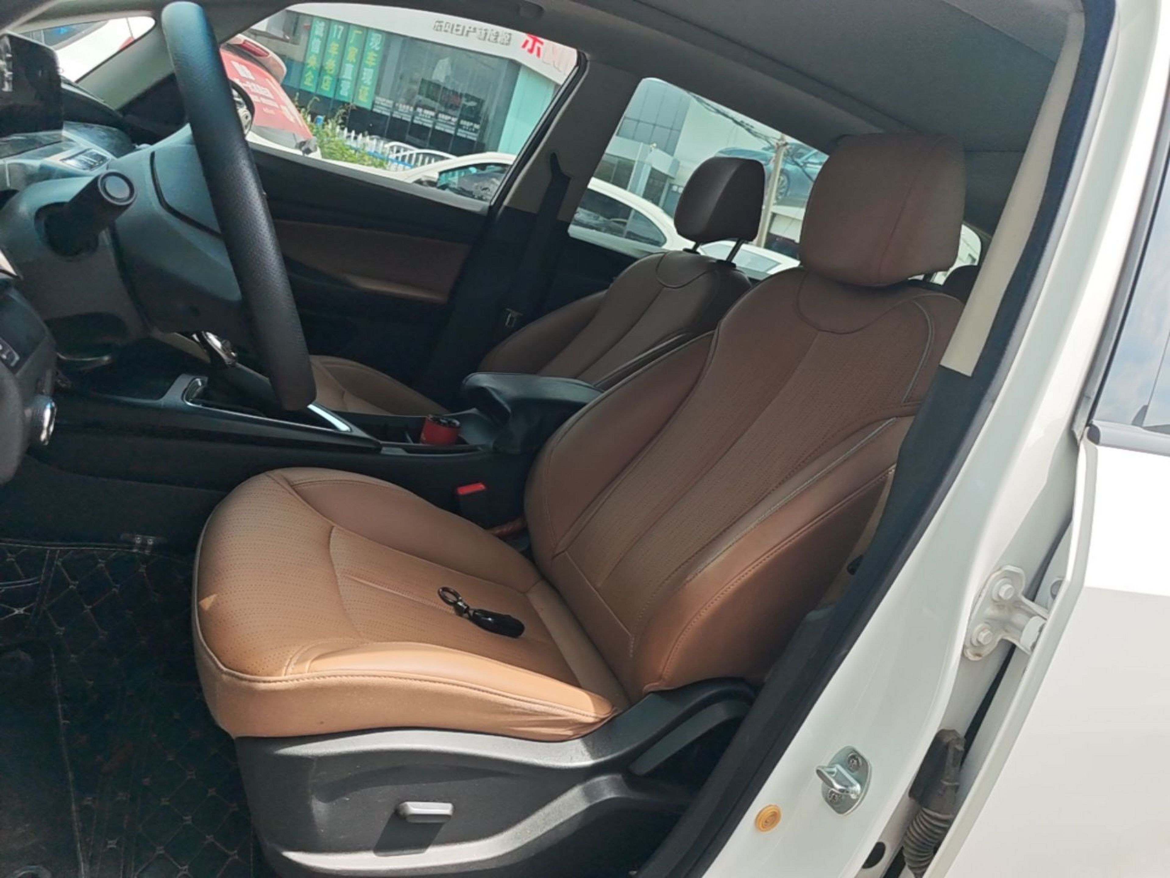 Avant de la voiture