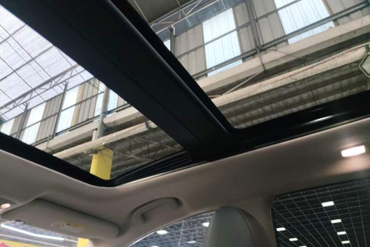 Used Nissan Murano 2021 2.5L XL Two-Wheel Drive Smart Connect Luxury Edition