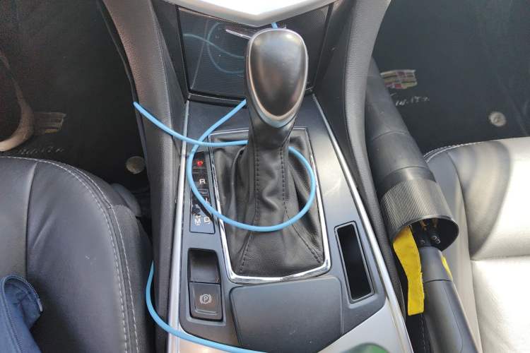 Used Cadillac SRX 2015 3.0L Comfort Version
