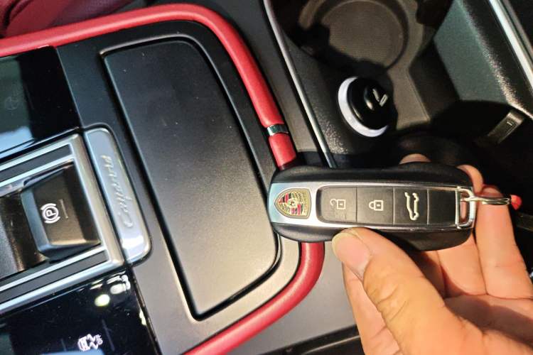 Used Porsche Cayenne 2019 Cayenne 3.0T Vehicle Key