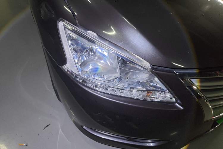 Used Nissan Sylphy 2012 1.6 XL CVT Luxury Edition Right Front Headlight