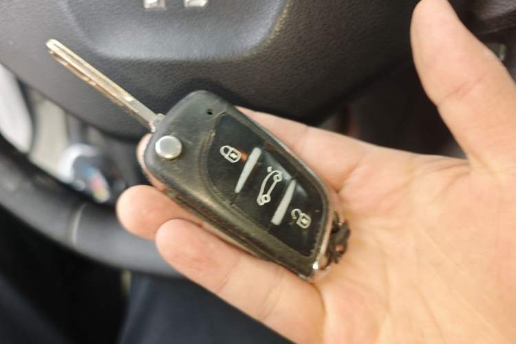 Used Peugeot 301 2017 1.6L Manual Comfort Edition
