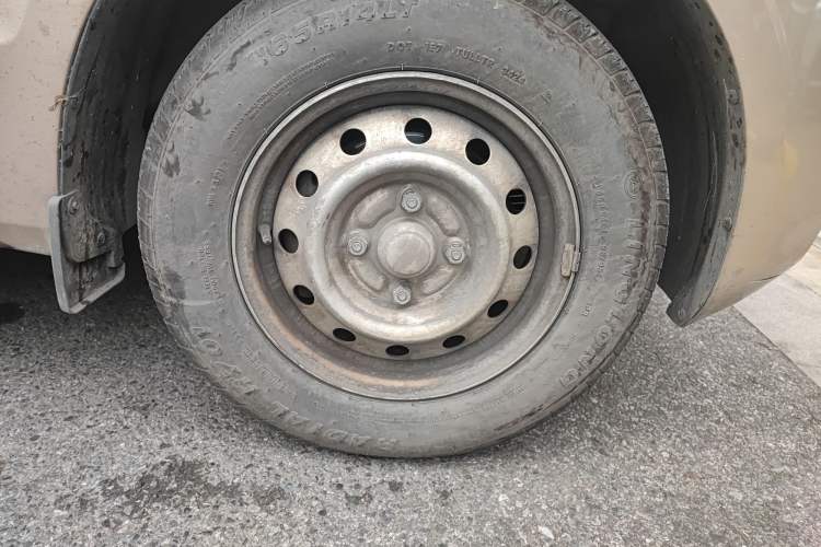 Used Wuling Hongguang V 2021 1.5L Jingqu Edition Enclosed-Window Vehicle LAR
