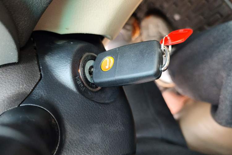 Used Toyota Highlander 2011 2.7L Two-Wheel Drive 7-Seater Luxury Edition
