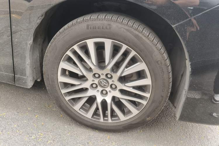 Used Toyota Alphard 2015 3.5L Prestige Edition
