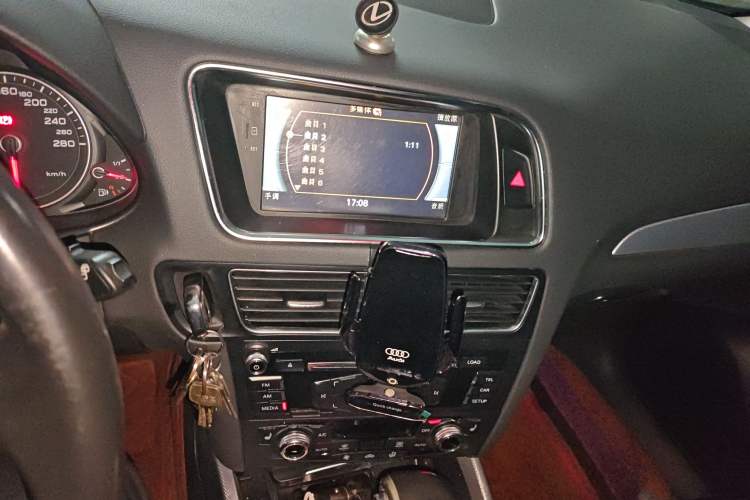 Used Audi Q5 2015 40 TFSI Technology Edition
