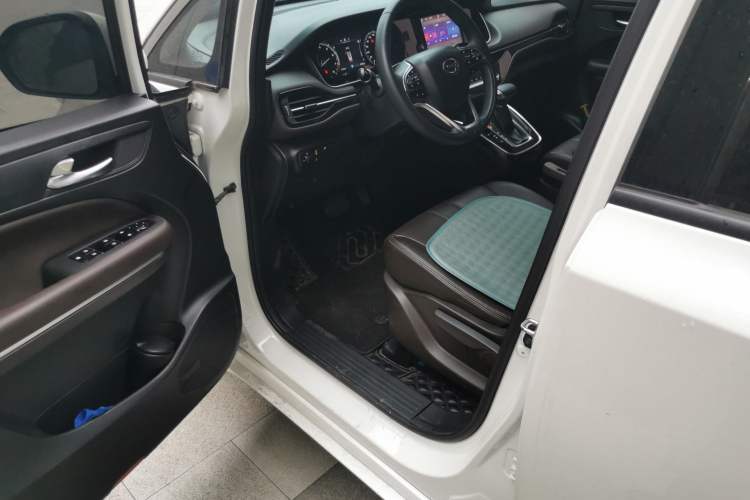 Used GAC Trumpchi M6 2019 270T DCT Luxury Edition (7-seater) China VI
