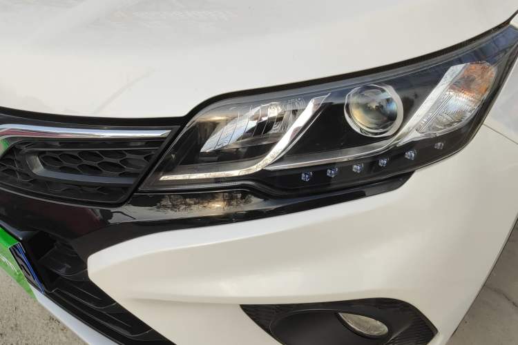 Used Soueast DX3 2022 1.5L Manual Luxury Version
