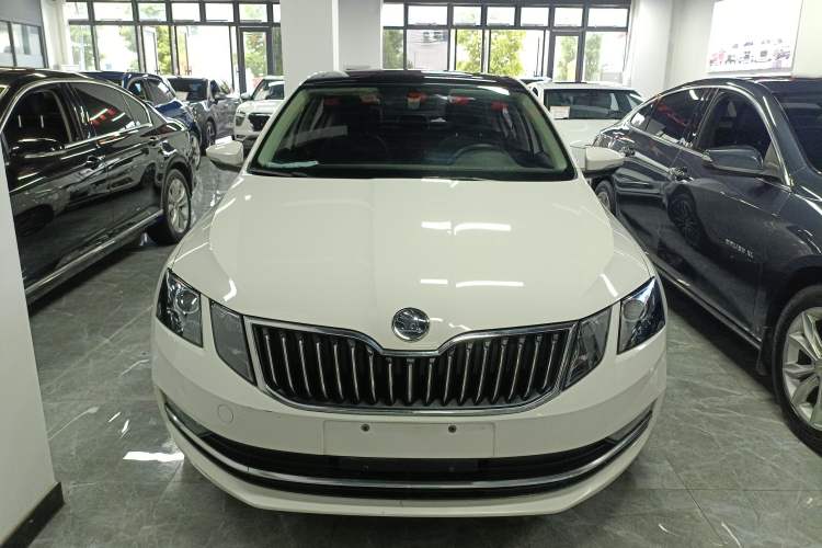 Used Skoda Octavia 2019 TSI230 DSG SmartDrive Luxury Edition China V Standard Front
