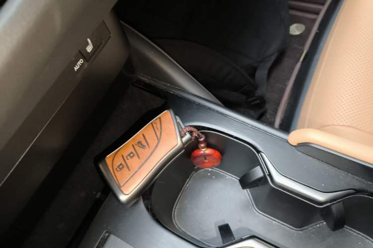 Used Lexus ES 2022 200 Excellence Edition